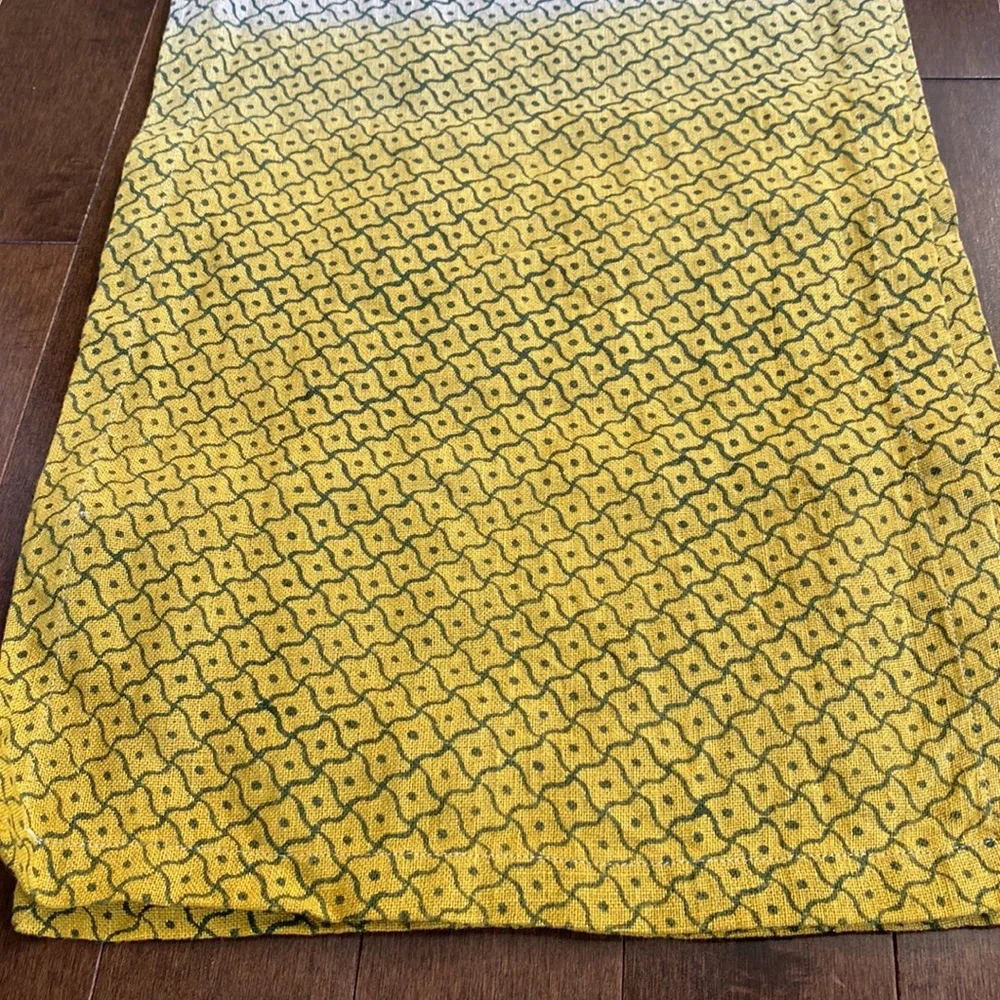 Crate & Barrel Kuma linen Runner